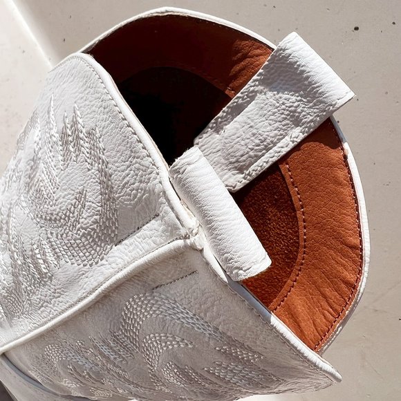 NEW White Cowboy Western Embroidered Stitch Pointy Toe Block Heel Mid Calf Boots - Picture 12 of 13